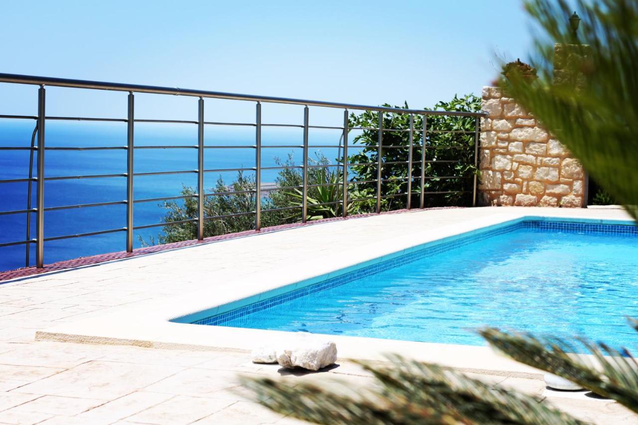 Maistros Villa Rodhákinon Exterior foto