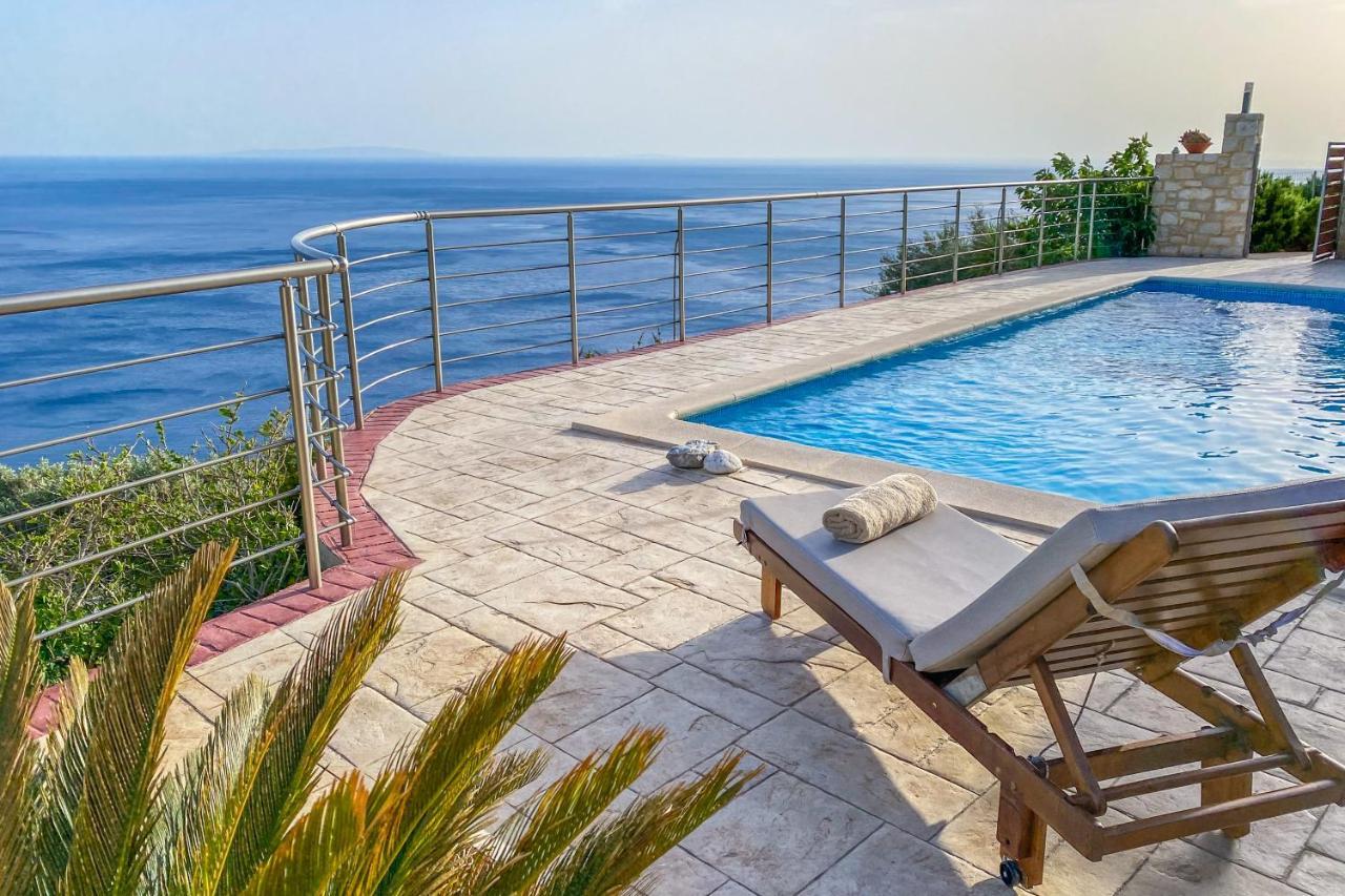 Maistros Villa Rodhákinon Exterior foto